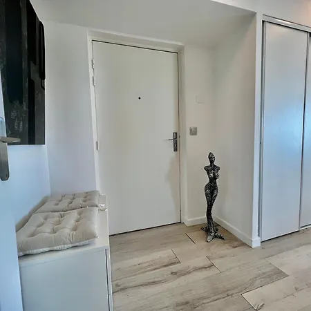 Dom wakacyjny Penthouse Mc & Sea View -parking