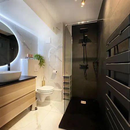 Ferienhaus Penthouse Mc & Sea View -parking *
