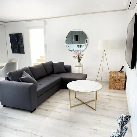 Сasa de vacaciones Penthouse Mc & Sea View -parking